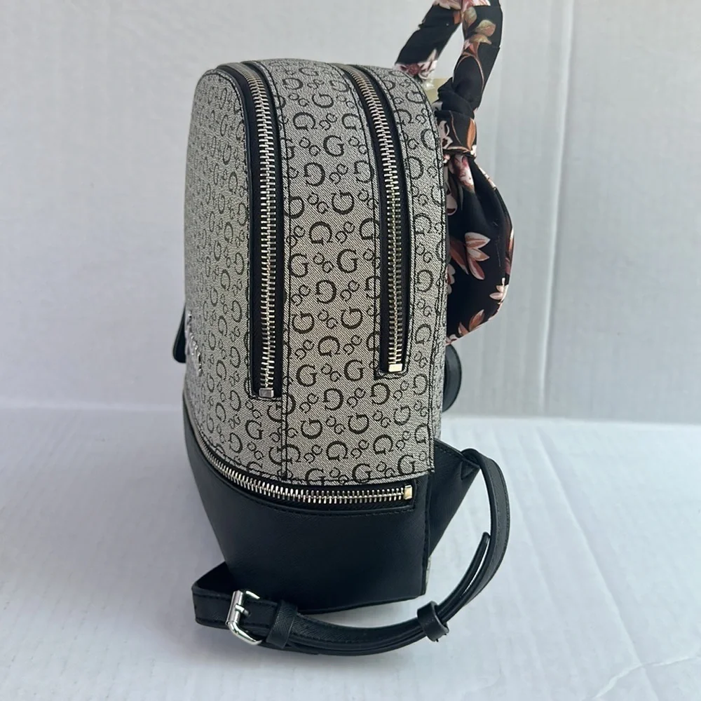 New GUESS Black Gray Logo Print Double Zipper Small Backpack/Handbag